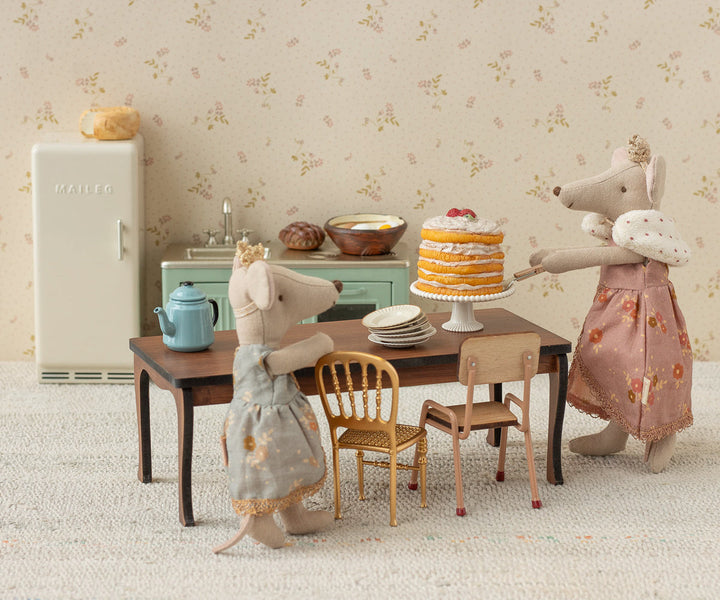 Maileg mouse dining table miniature for dollhouse play scenes