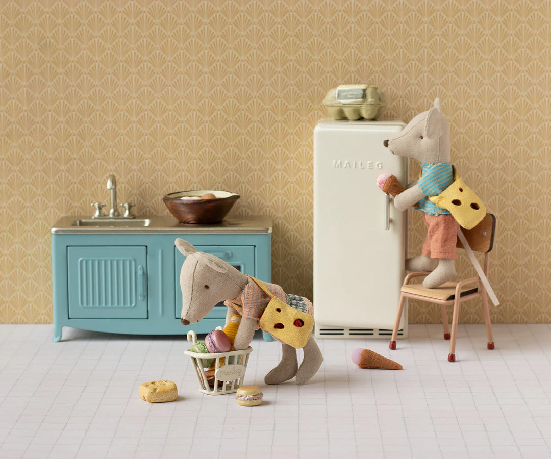 Maileg Little Sister Mouse clothes and bag styled - Maileg mouse girl outfit for dollhouse play