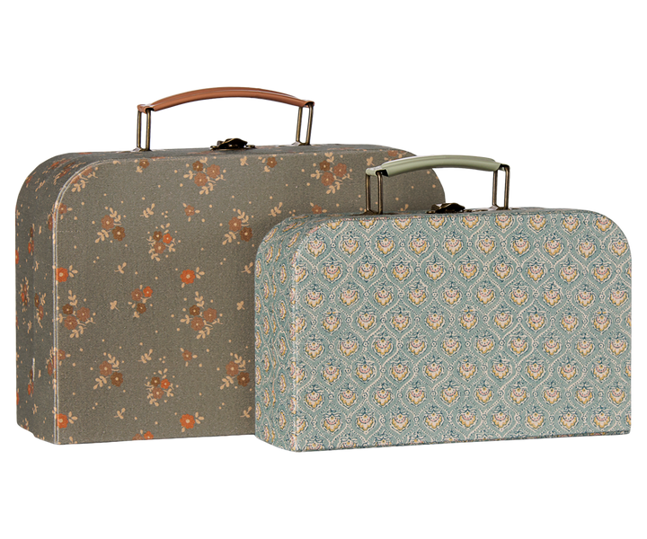 Small suitcase nested inside the large Michette case, Maileg two-piece dollhouse storage