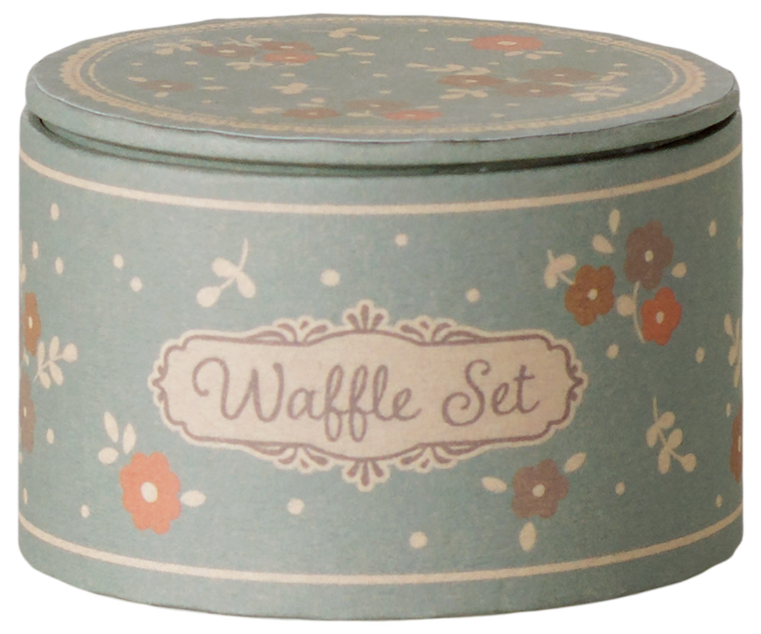 Maileg Waffle Set storage tin with floral design, 15-piece mouse breakfast accessory set