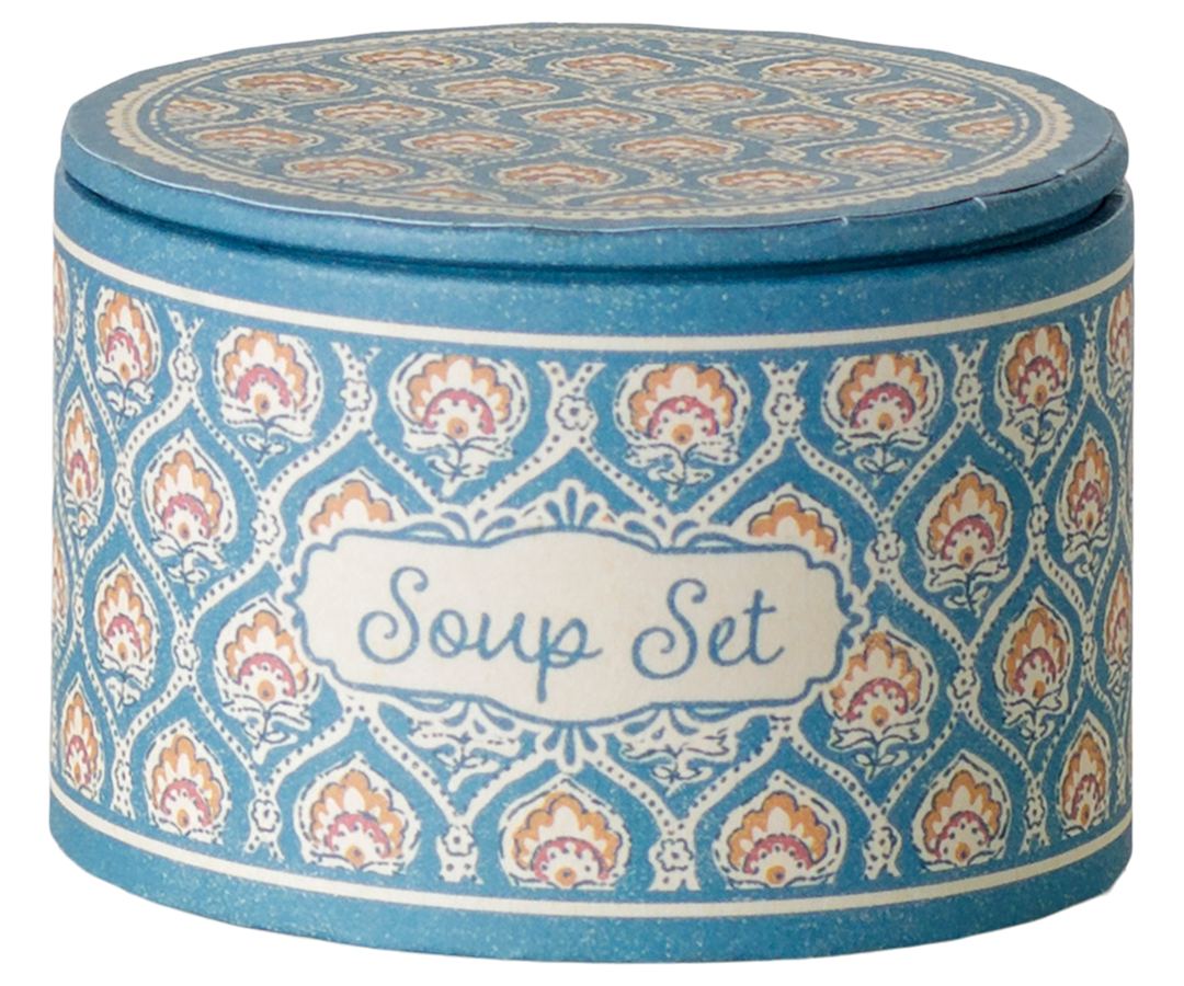Maileg Soup Set storage tin, 13-piece dollhouse dining set for mouse families