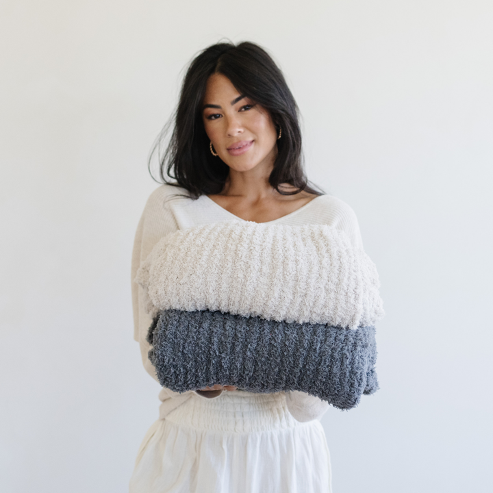 Anyone seeking Soft baby blankets will love the plush feel of the Saranoni Ribbed BAMBONI¨ Throw Blanket in Charcoal.