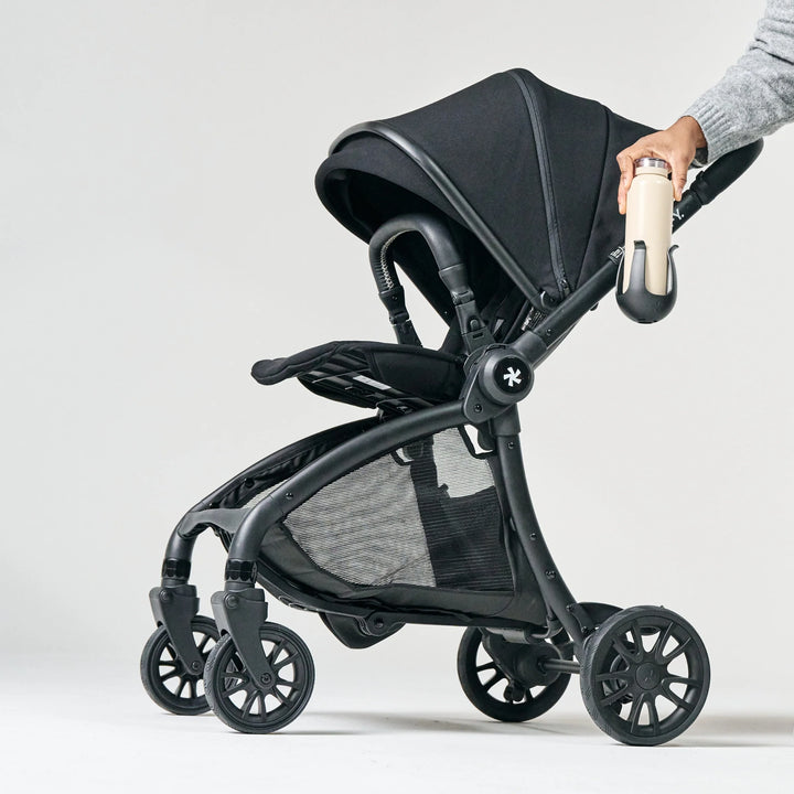 Convenient and practical, the DFY. R1 Cup Holder is perfect for your daily baby stroller needs.