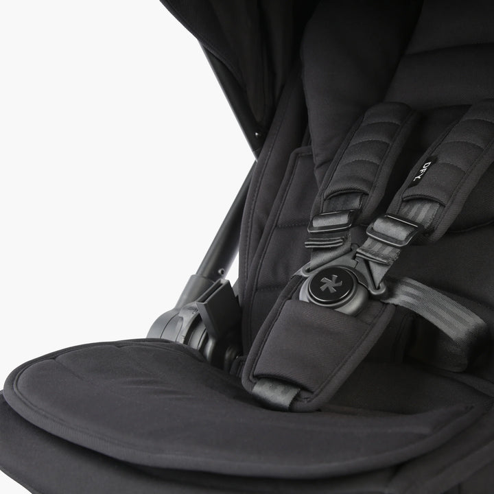 Designed for softness, the DFY. R1 Seat Liner keeps your toddler cozy in any best stroller.
