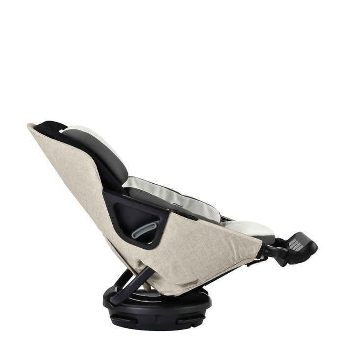 Orbit Baby G5 Stroller Seat Melange Flax brings cozy style to any baby stroller setup.