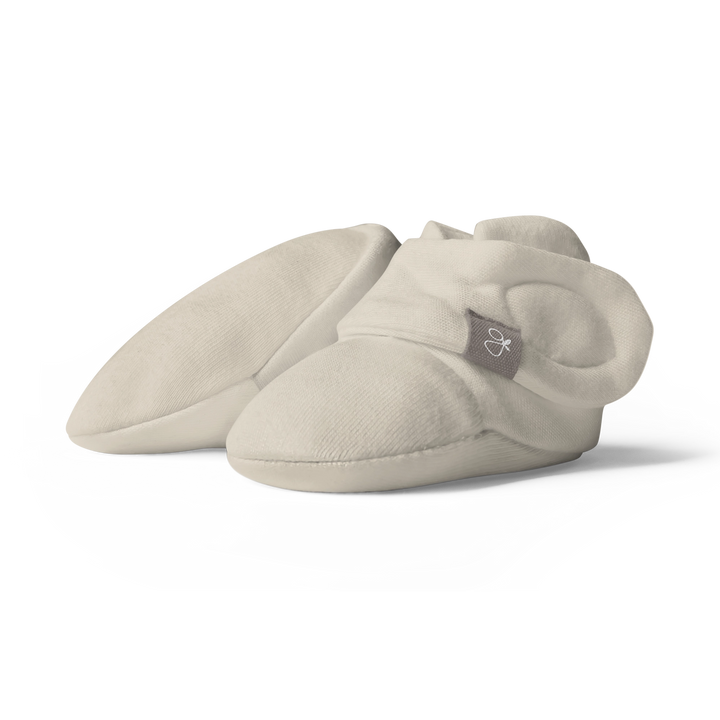 GoumiKids Ancient Scroll White baby booties