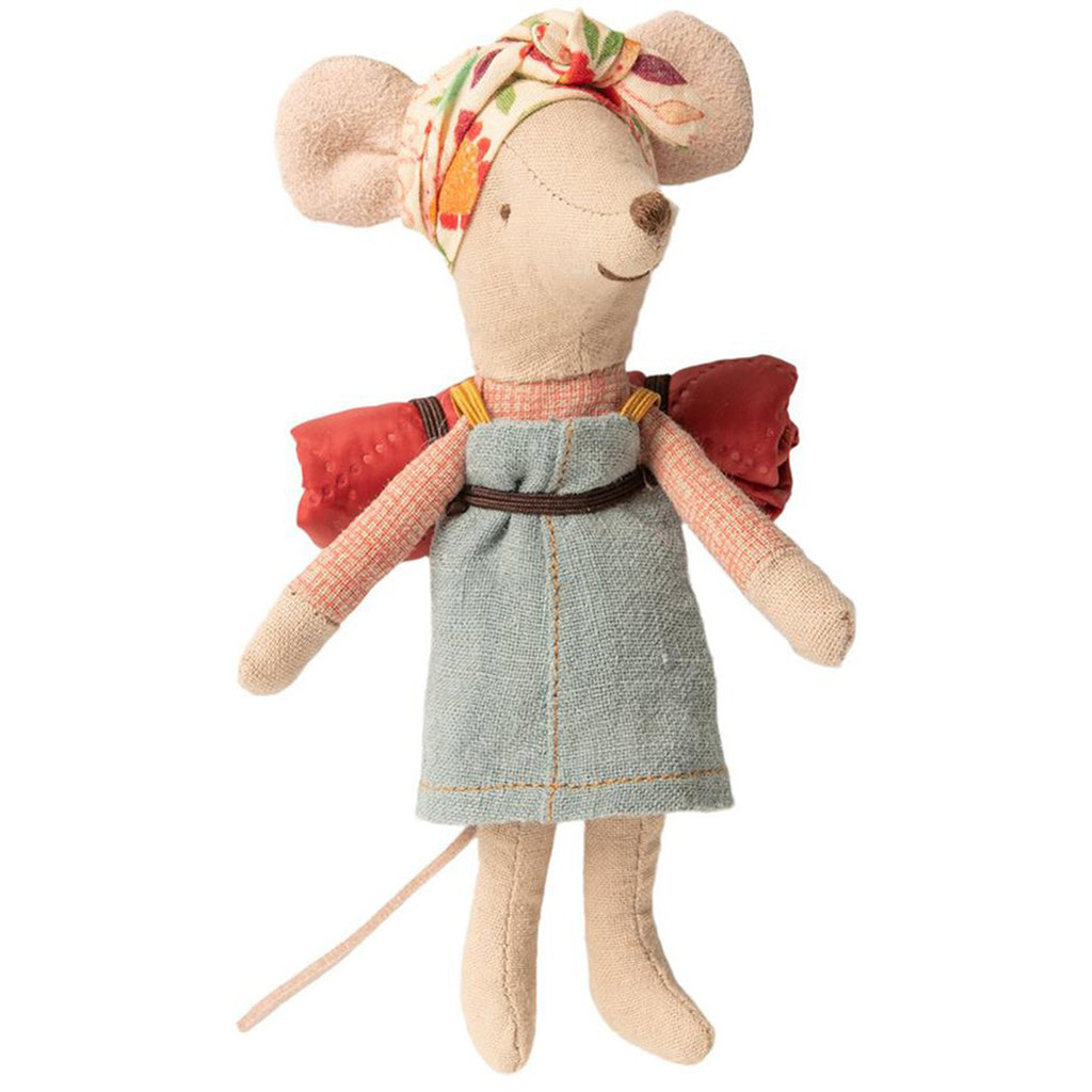 maileg sister hiker mouse