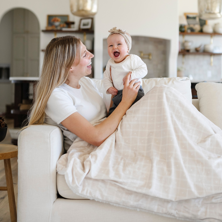 Ivy Minky/Lush XL Blanket by Saranoni, a luxurious toddler blanket in calming tones.