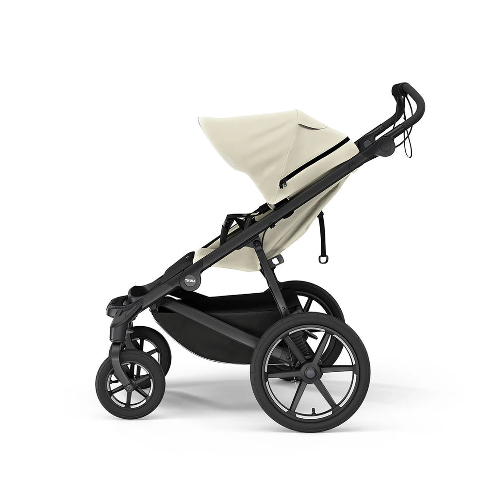 Thule Urban Glide 3 stroller in mid-blue, a reliable choice for daily adventures.