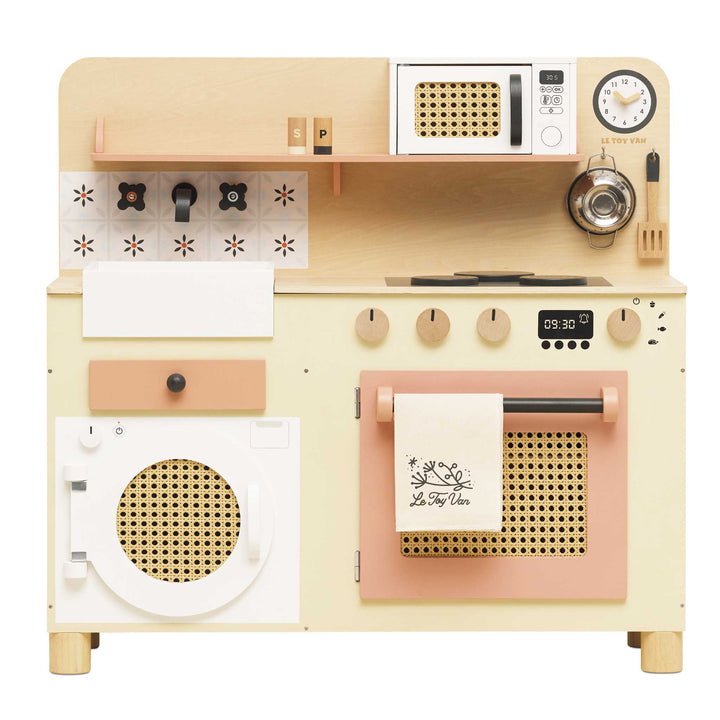 Le Toy Van Family Kids Play Kitchen