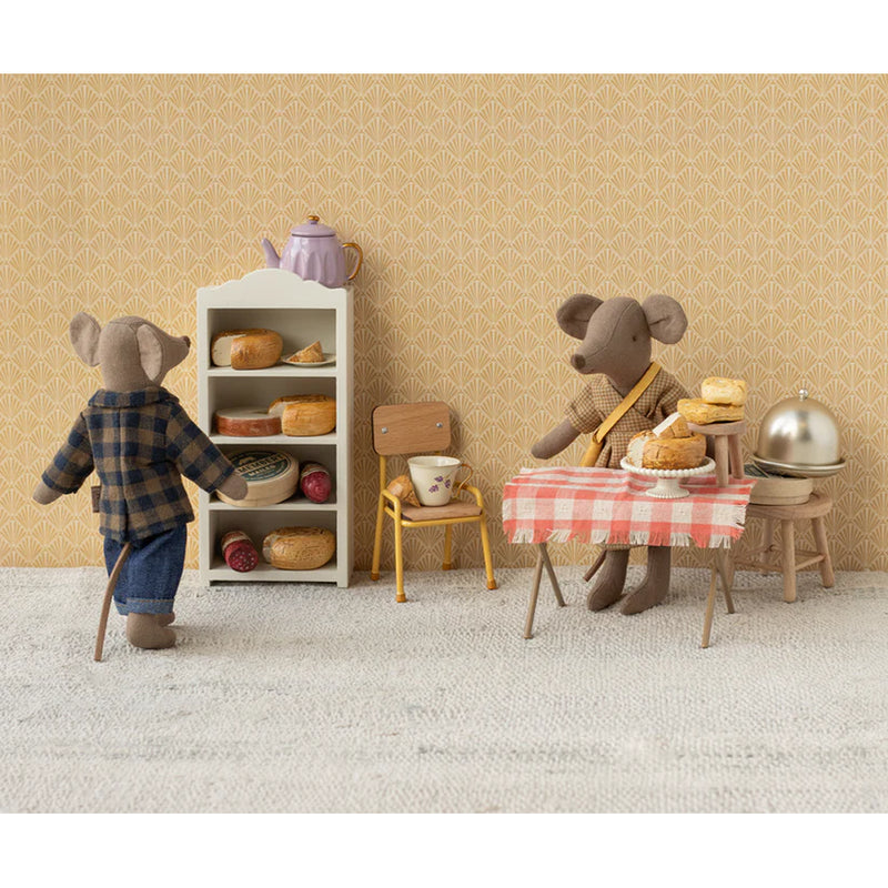 Brown checkered shirt with jeans for Dad mouse from Maileg