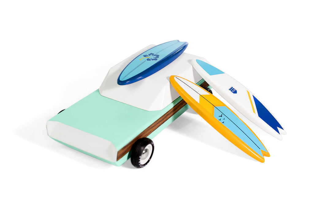 A detailed look at Plantoys Teal Santa Monica, a fun wood toy for kids to enjoy.