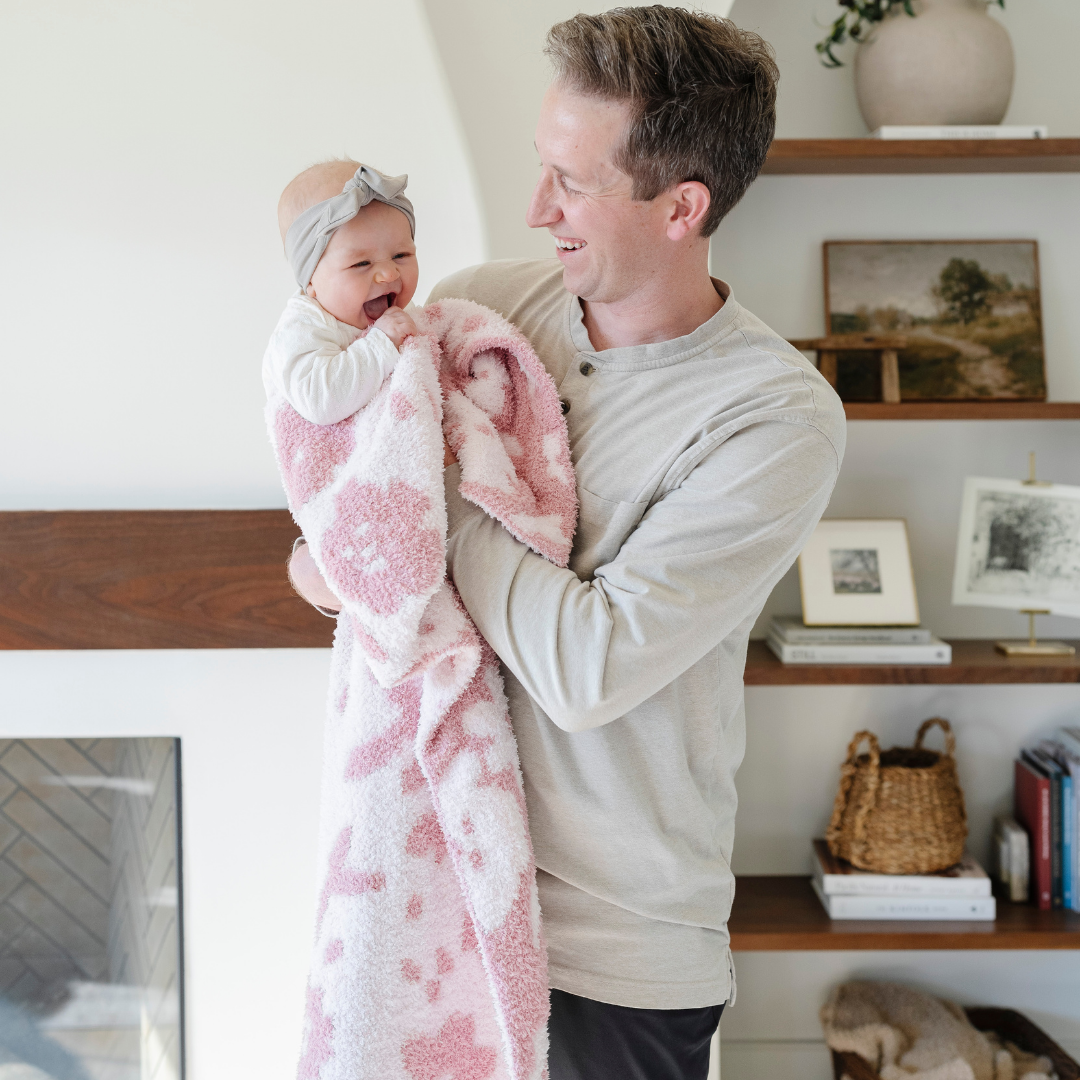 Petal Pink Saranoni Double-Layer BAMBONI¨ Toddler Blankets provide buttery softness perfect for baby boy blanket gifting.