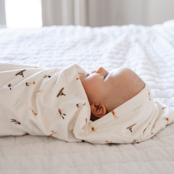 Saranoni Hooded Towels in Poolside, kids beach towels ideal for sunny days and poolside fun.
