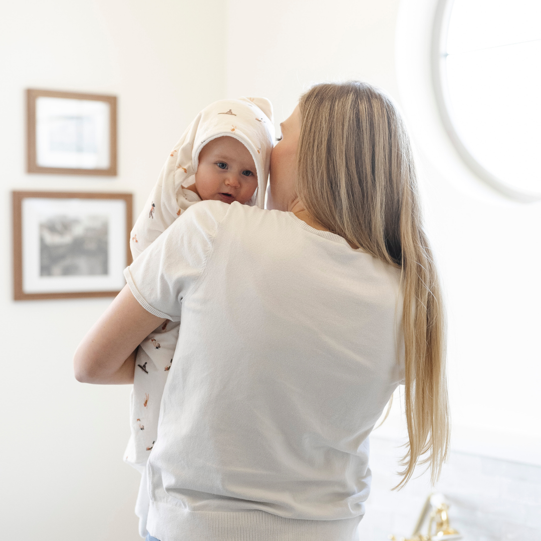 Saranoni Hooded Towels in Poolside, a baby hooded towel toddlers enjoy for comfort and warmth.