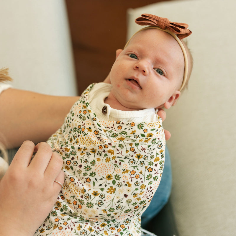 Little Unicorn muslin for swaddling, Stretch Knit Swaddle Blanket 2 Pack - Pressed Petals, soft and lightweight