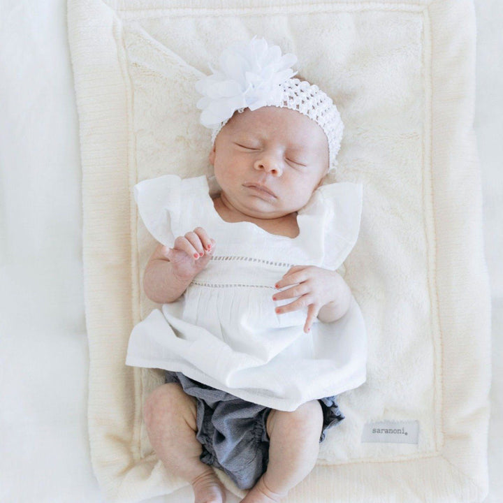 Natural Saranoni Lush Mini Blanket brings reliable plushness and shows up often in Soft baby blankets lists.