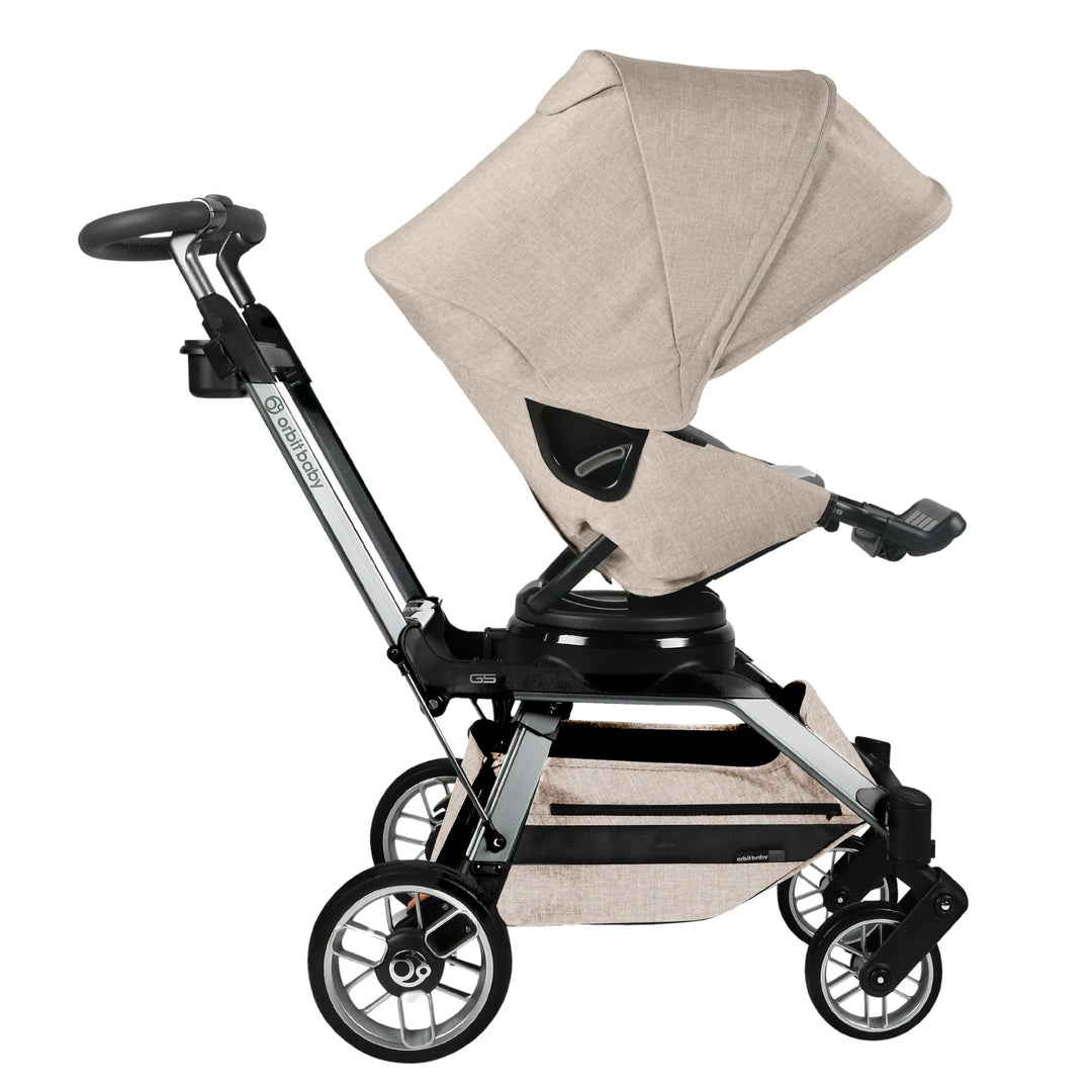 Elegant and practical, the Orbit Baby Stroll & Ride Travel System in Melange Flax/Titanium is perfect as a carseat and stroller combo.