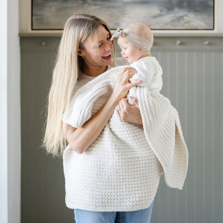 Saranoni Waffle Knit Receiving Blanket in Swan Color is a gentle baby boy blanket perfect for cuddles.