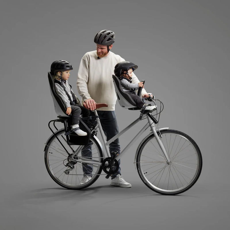 Monument Gray Thule Yepp Nexxt2 Mini, a reliable toddler bike seat.