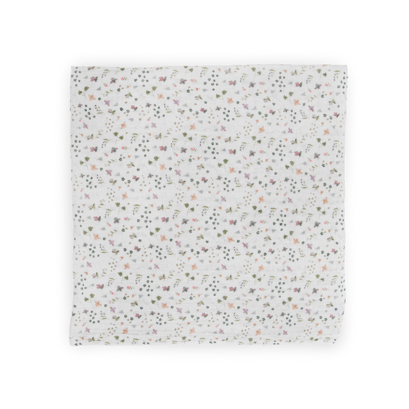 Little Unicorn muslin blankets baby in the Garden Bees print, ideal for comfort and snuggles.