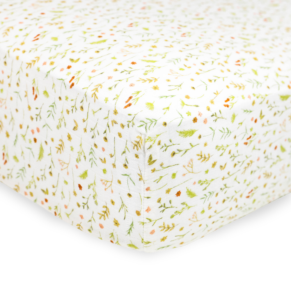 Floral Field Little Unicorn crib sheet in organic cotton, fitted crib sheets ideal for boys or girls’ nursery