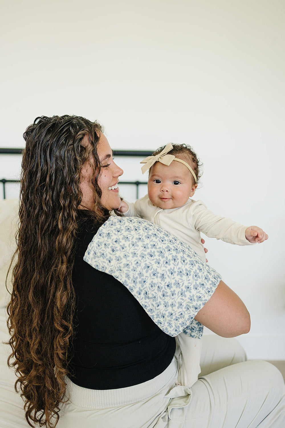 Keep your little one clean with the Blue Blossom Muslin Burp Cloth by Mebie Baby, perfect as muslin burp cloths.