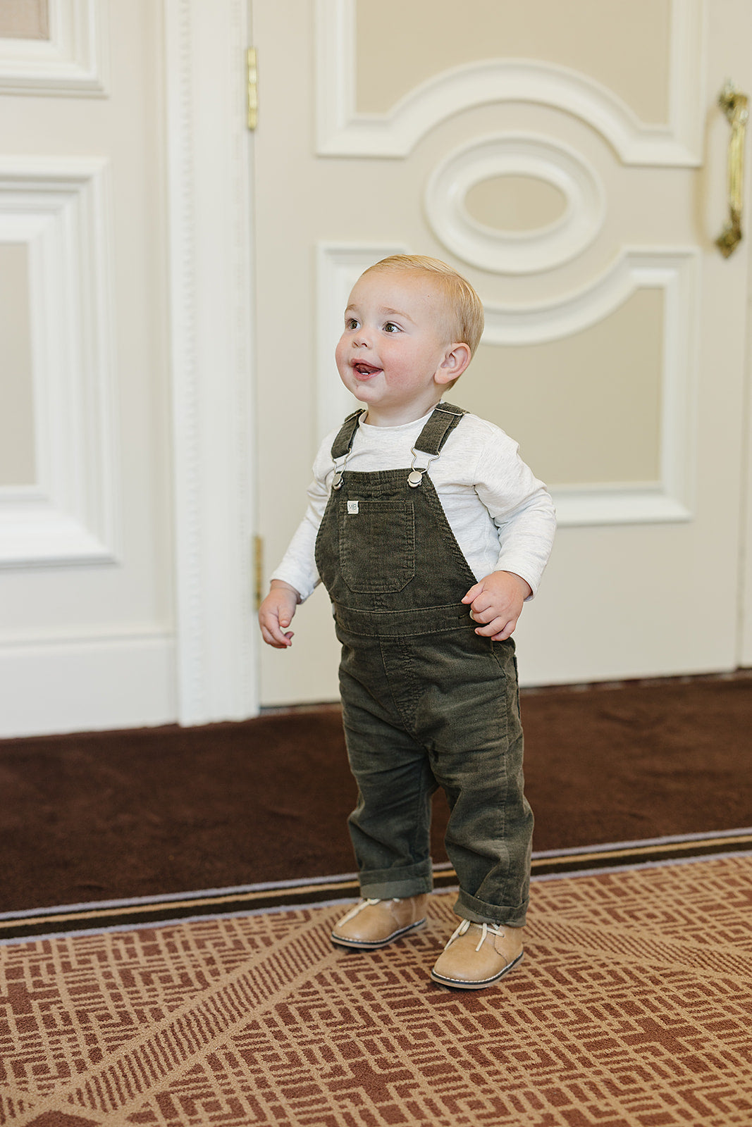 Featuring a cozy fit, Mebie Baby Green Corduroy Overalls deliver classic style and durability for modern baby clothing
