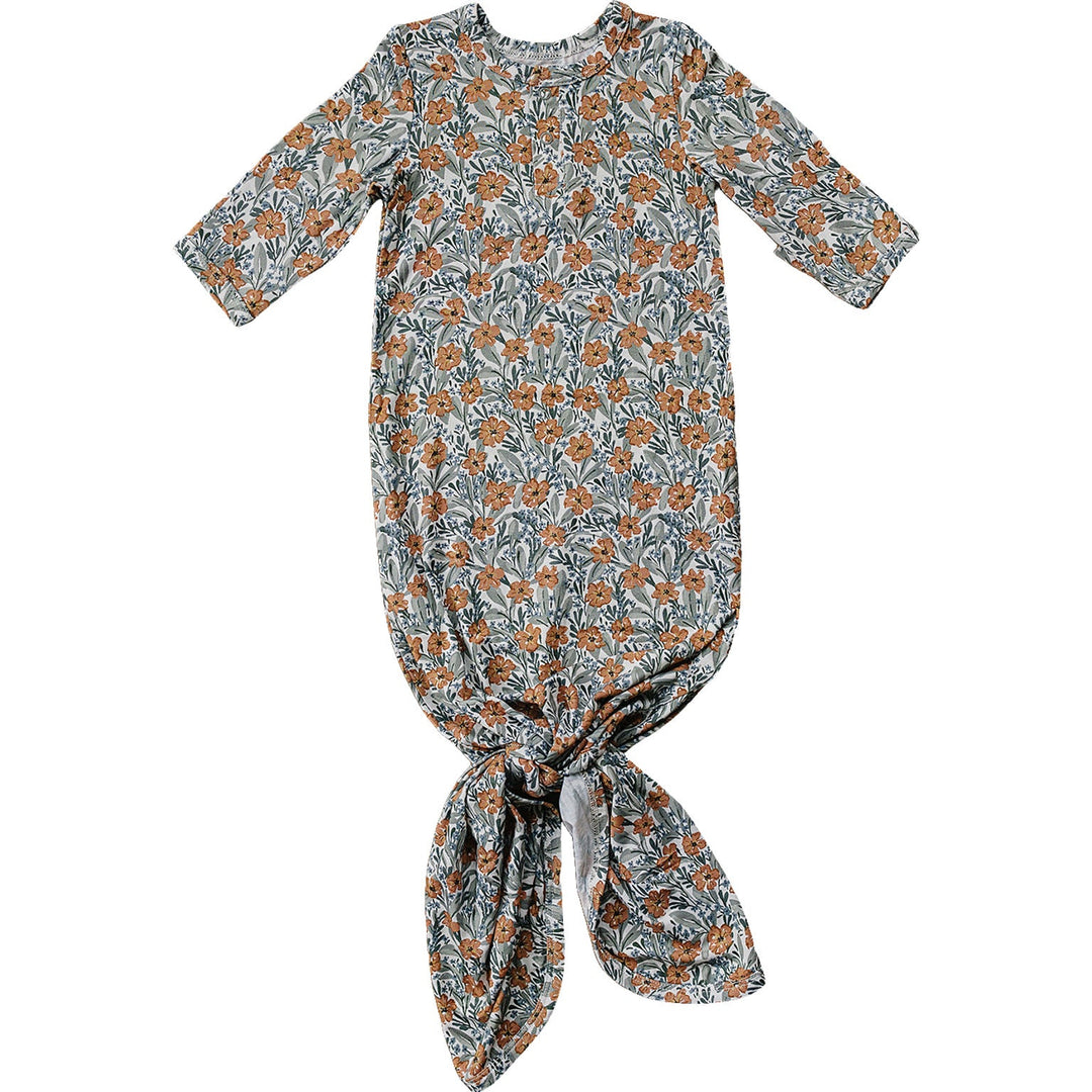 Soft florals and breathable fabric make the Mebie Baby Dainty Meadow Bamboo Knot Gown perfect for gentle baby pajamas