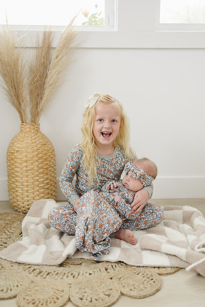 The Mebie Baby Dainty Meadow Bamboo Cozy Set combines comfort and style, a favorite in baby bamboo pajamas