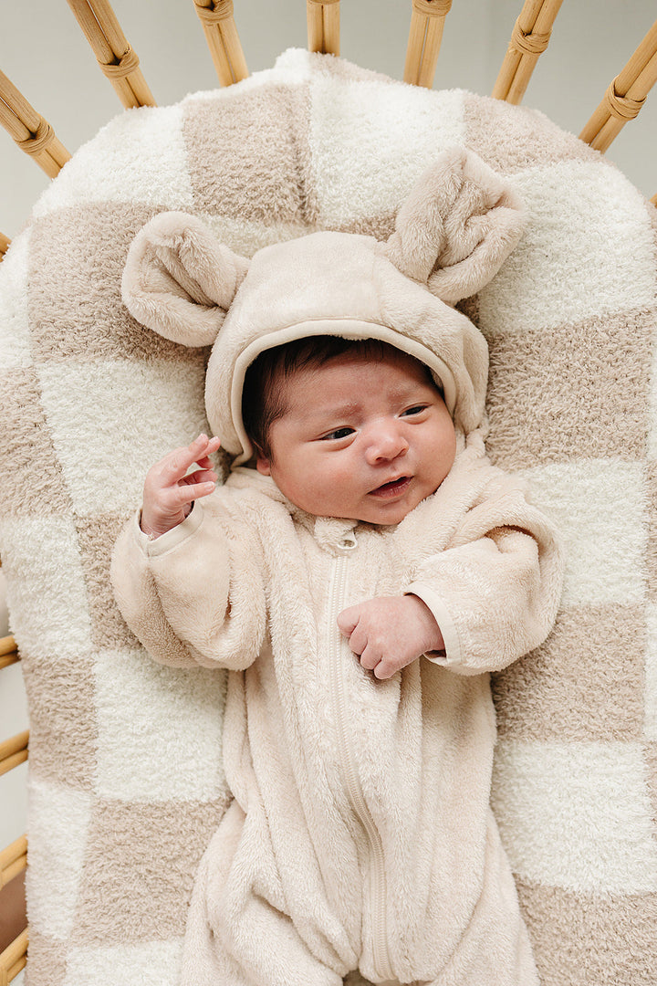 Designed for all-day warmth, the Mebie Baby Fleece Bear Hooded Zipper is a top choice for baby onesies