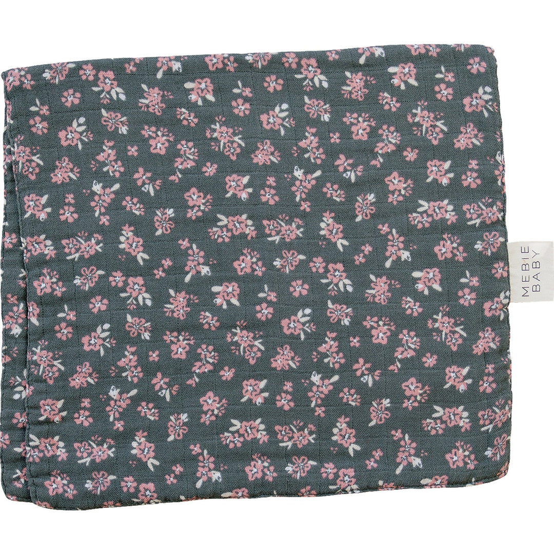 Soft and absorbent, the Mebie Baby Olive Bloom Muslin Burp Cloth makes burping easier for babies.