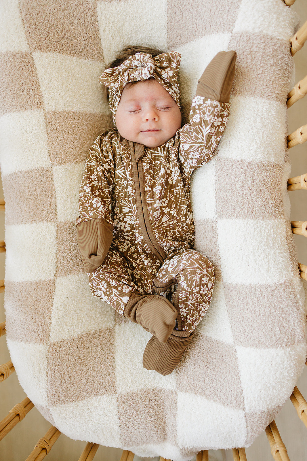 Mebie Baby Brown Floral Ribbed Bamboo Zipper – Hazel & Fawn