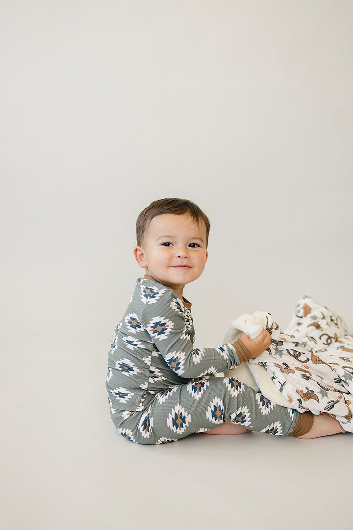 Soft and breathable, the Mebie Baby Southwest Aztec Ribbed Bamboo Cozy Set is perfect for bamboo baby pajamas