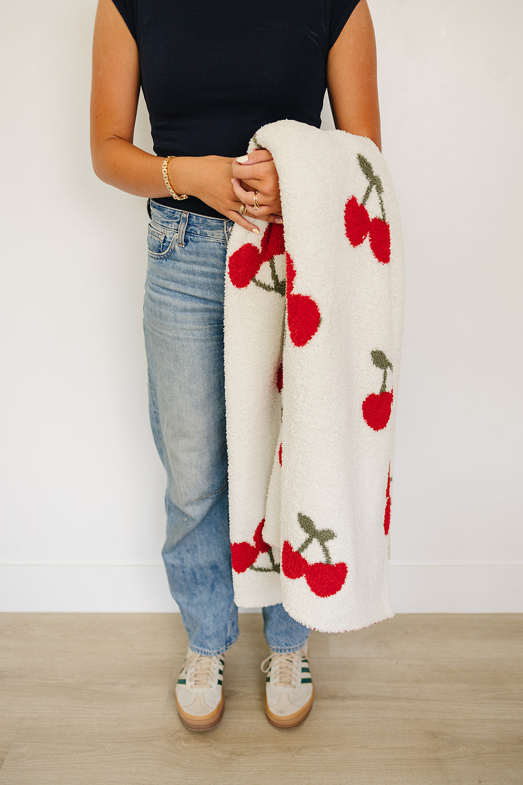 Keep your child snug with the Mebie Baby Cherry Plush Blanket, ideal as a kids blanket for naptime.