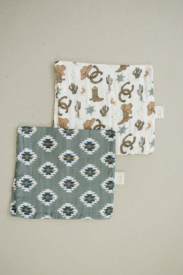 Mebie Baby Southwest Aztec Muslin Burp Cloth serves as muslin baby bibs that are gentle and durable.