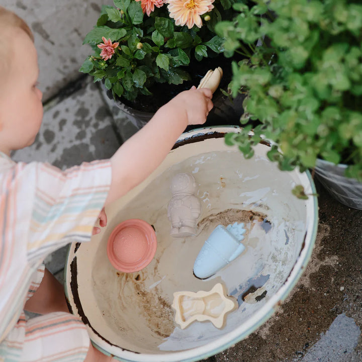 MushieÕs best bath toys for toddlers with a space theme ideal for making bathtime more enjoyable