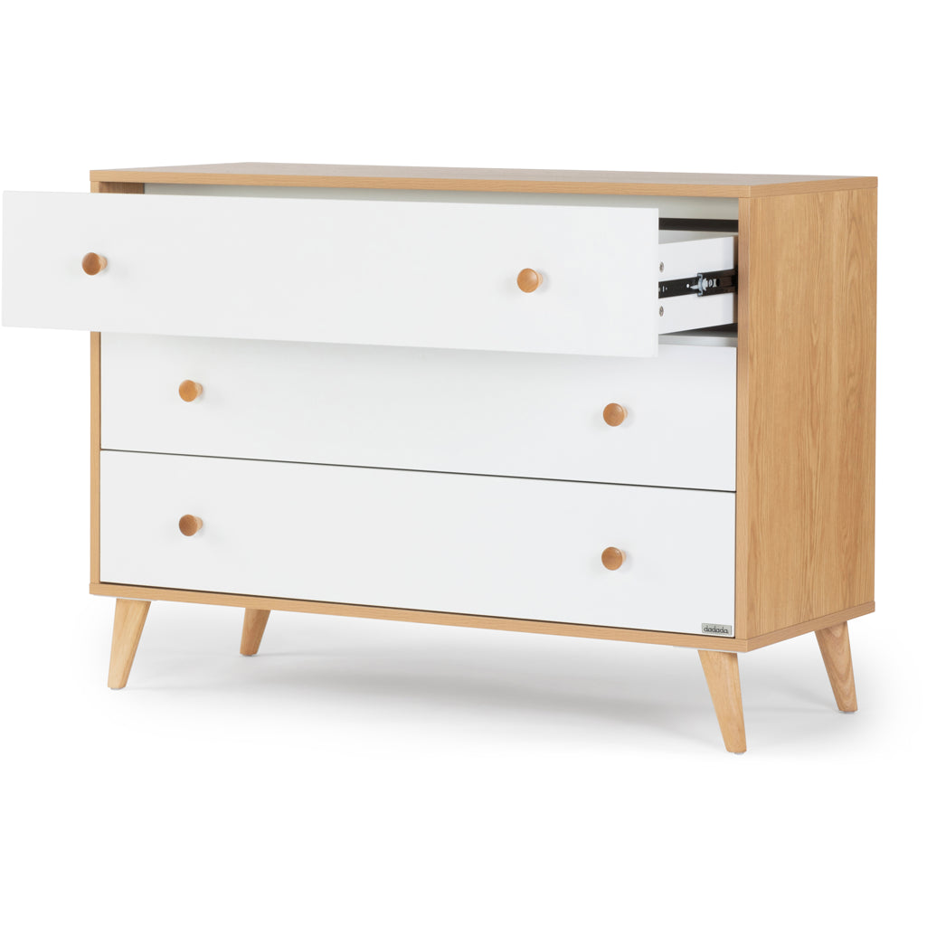 dadada white/oak Austin dresser nursery furniture set