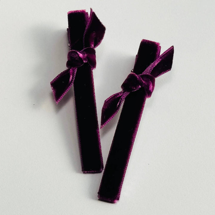 Sweet finishing touch using Cookie & the Dude Japanese Velvet Bar Clips - Warm baby girl hair clips for everyday hairstyles