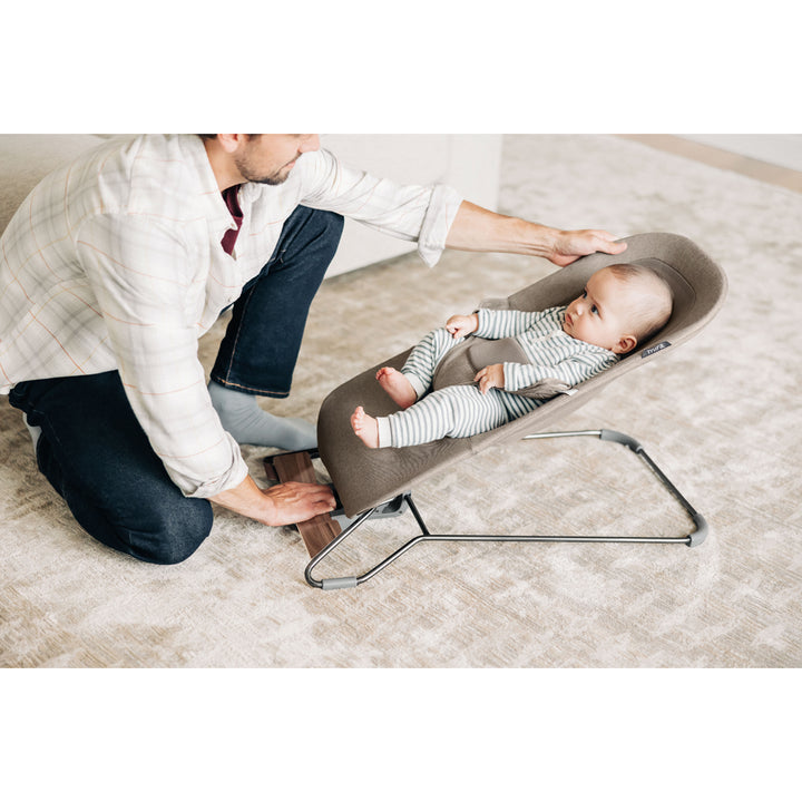 baby in bouncer uppababy wells