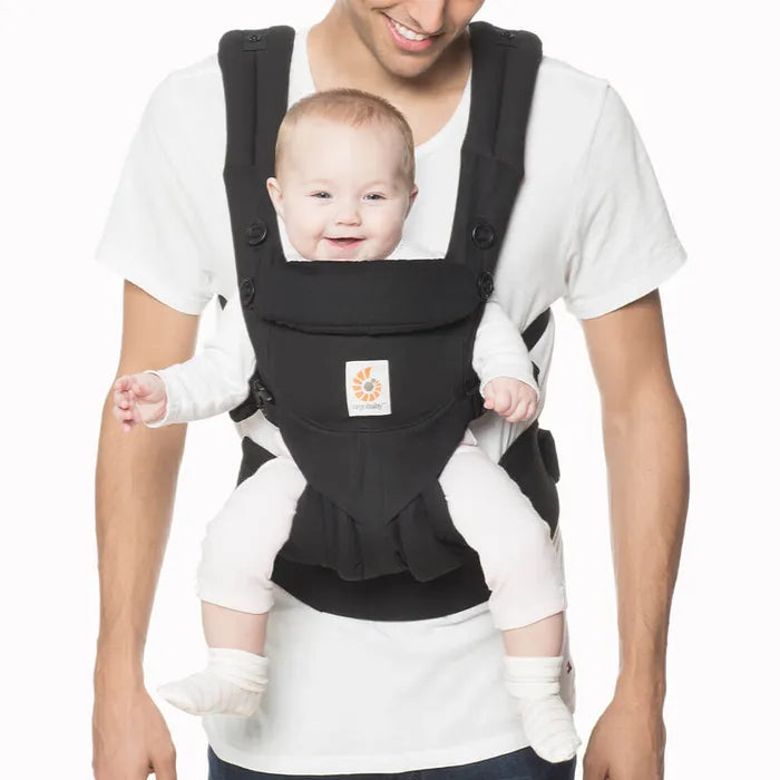 Styled for simplicity, the Ergobaby Omni Classic Pure Black is a breathable and structured front baby carrier.