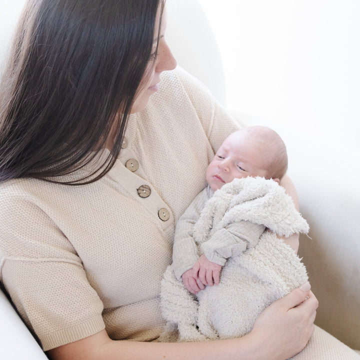 The Saranoni BAMBONI¨ Mini Blanket in Buttermilk is irresistibly soft, a cozy must-have for baby boy blankets.