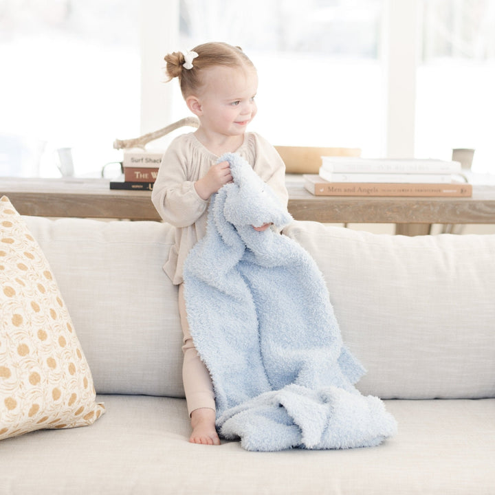Saranoni Bamboni¨ Receiving Blanket in Light Blue wraps your baby in warmth, perfect for baby receiving blankets.