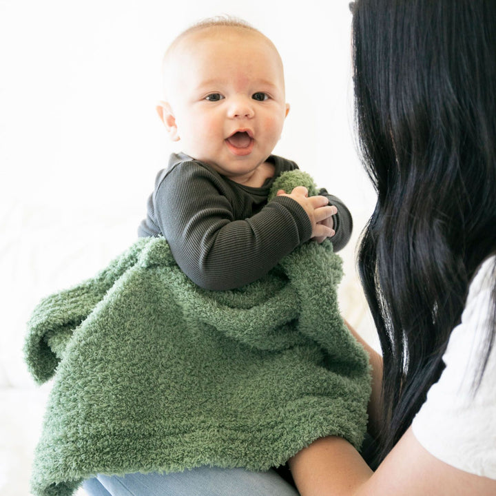 Designed for style and softness, the Saranoni Bamboni¨ Receiving Blanket in Olive makes an ideal baby boy blanket.