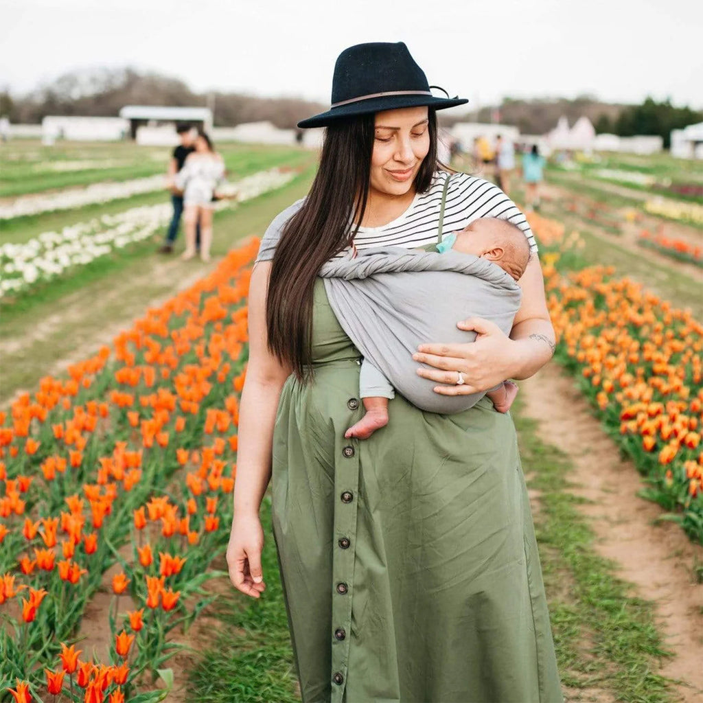 Kyte Baby Front carrying ring sling in the color driftwood