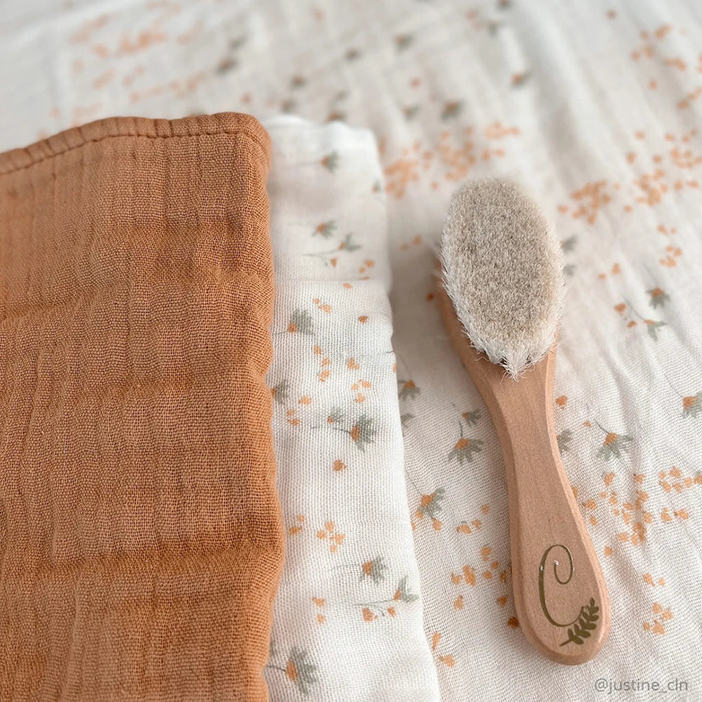 pia ands camel charlie crane swaddle and pago changing pad 