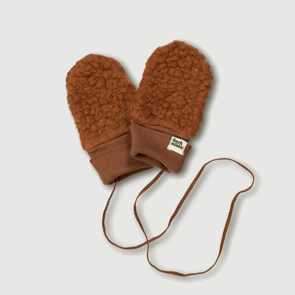 finch & fable chestnut mittens for kids