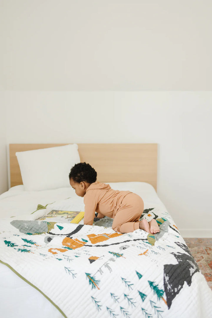 Clementine Kids baby blanket in National Parks
