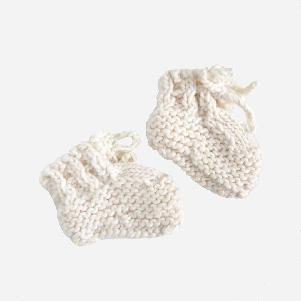 blueberry hill cream baby booties