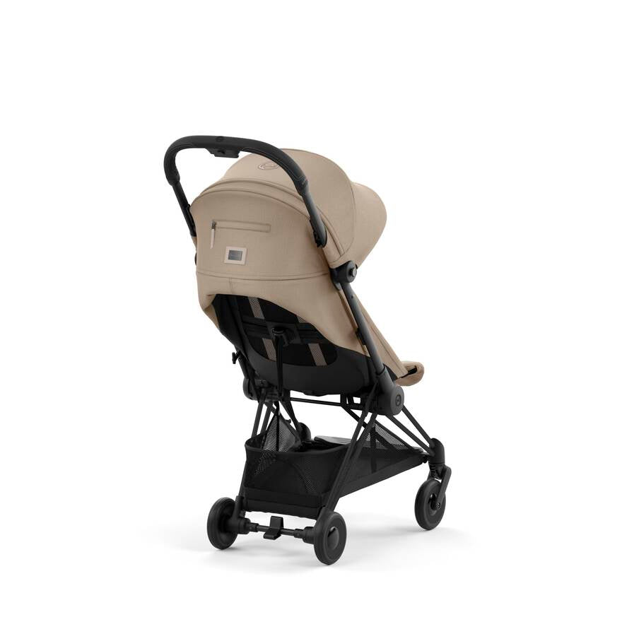 Cybex Coya in Leaf Green, a lightweight travel stroller for easy handling.